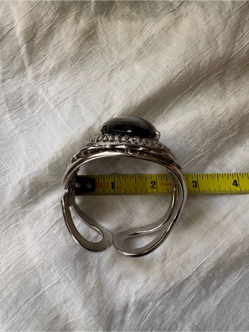 Vintage-Inspired Silver Bracelet with Black Hematite Center